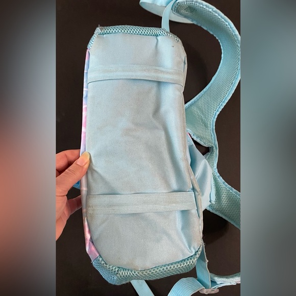 Tommy Bahama Kids 2-in-1 Tree Print Cooler Kids Backpack - Picture 9 of 12